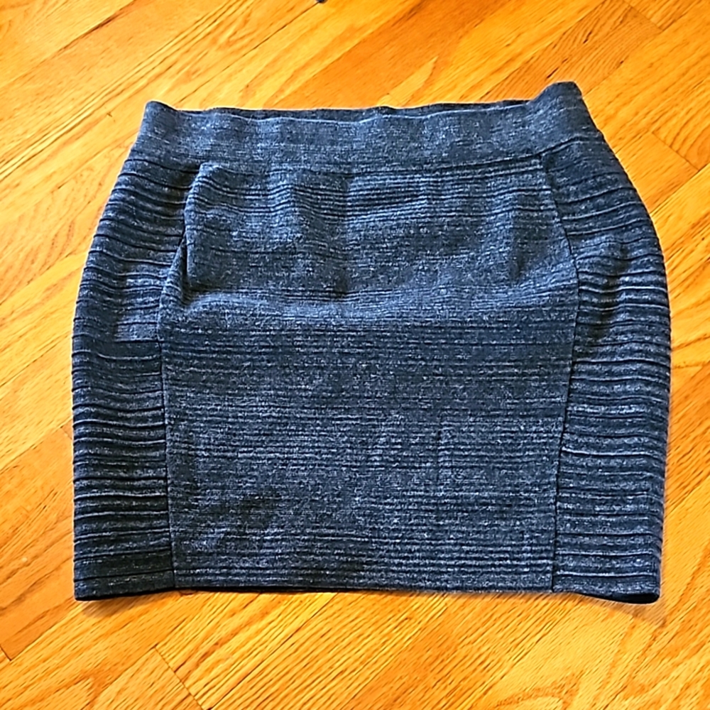 NWOT Express Grey mini skirt